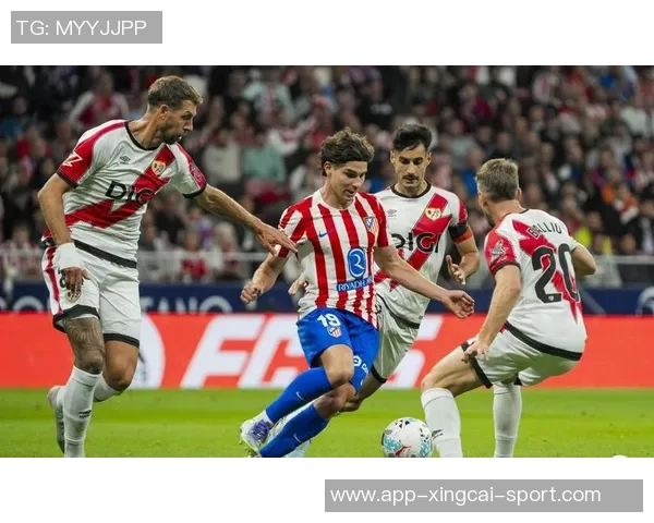 足球比赛中帽子戏法的定义及其历史背景解析